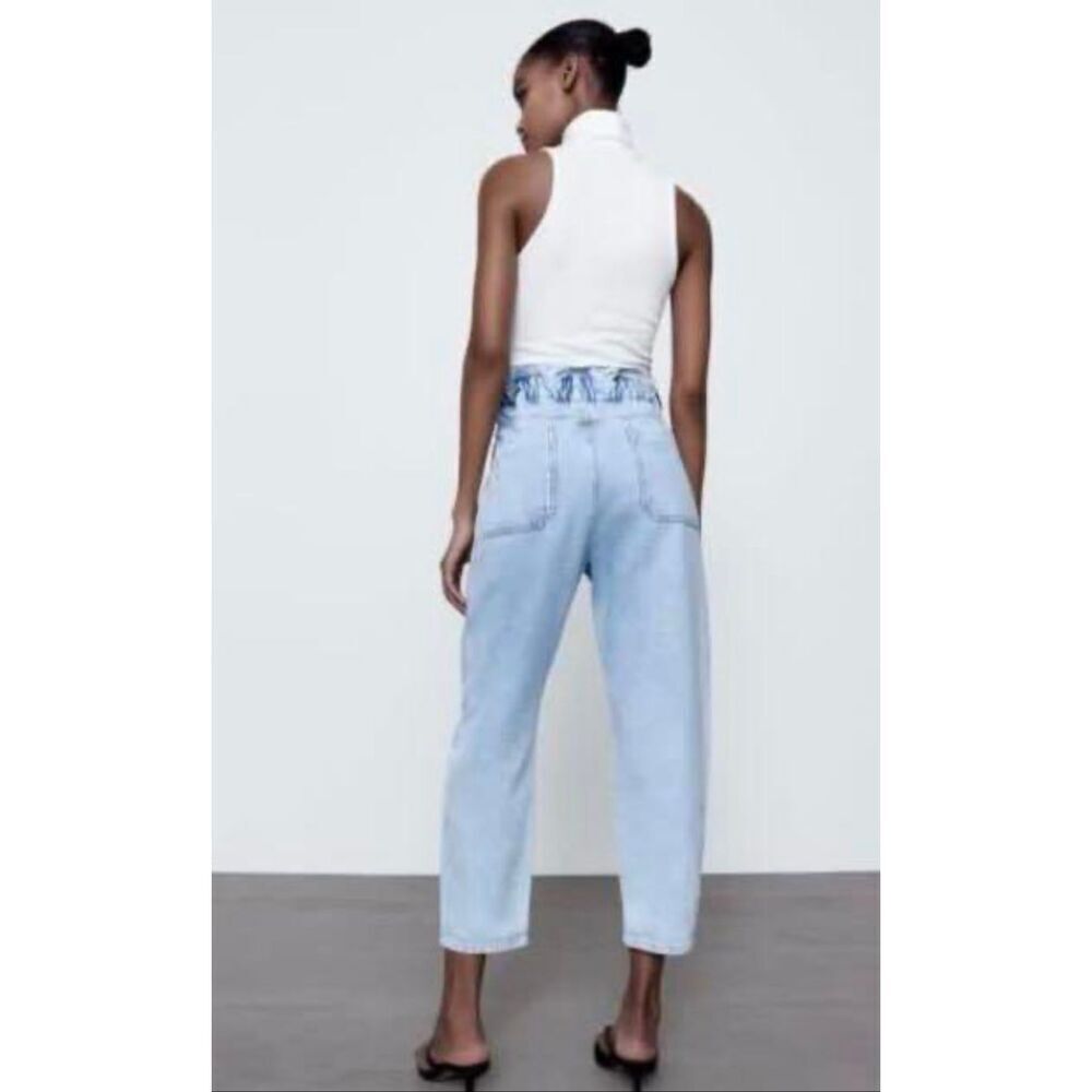 🌸 ZARA Paperbag Stretch Waist Light Wash Blue Jeans Size 6